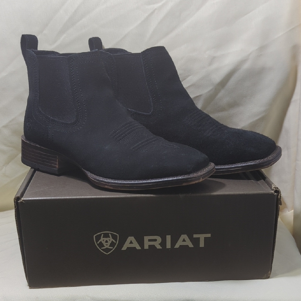 Ariat Booker Ultra Black Suede Boots Sz 8 EE Wide